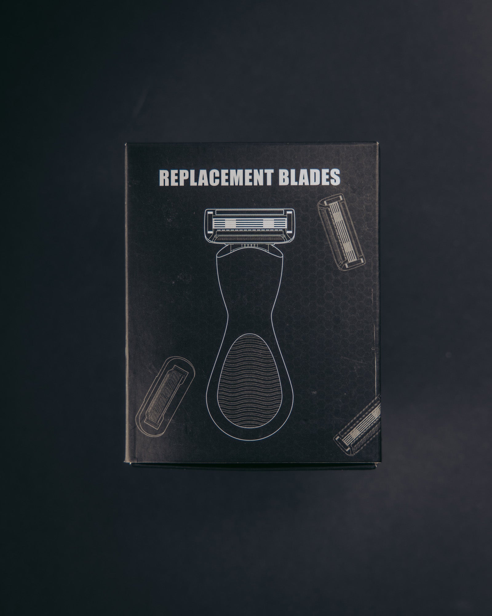 Alpha Blade Razor + 4 Blades & Travel Case